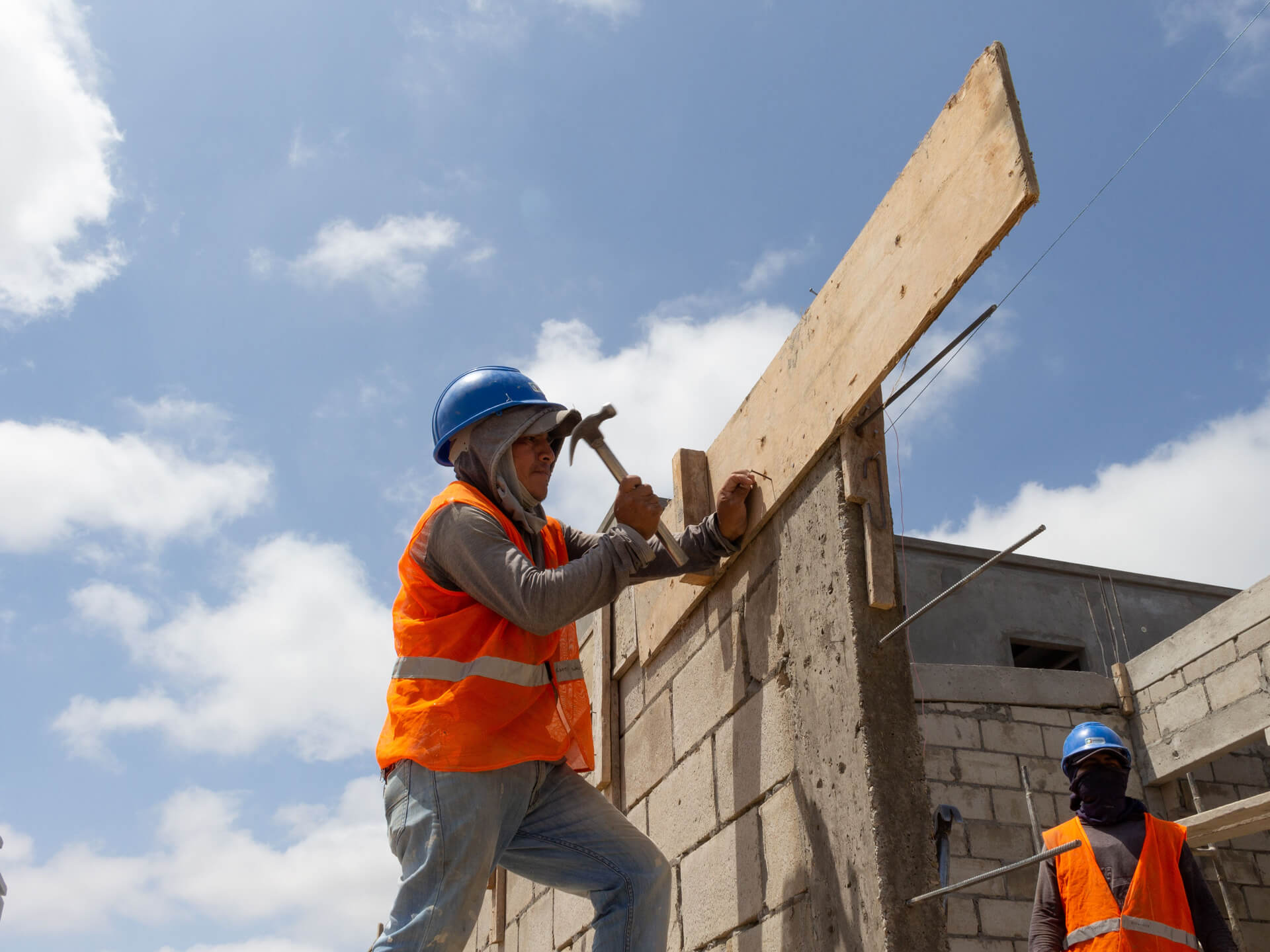 Labor Lawyers in Bakersfield, California: How Can They Help You?